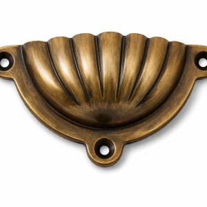 HANDTECHINDIA Antique Brass Drawer Pull Handles Set with Brass Screws Vintage Cabinet Handles Decorative Dresser Pulls for Furniture, Cupboard, Wardrobe, Desk & Chest Drawers (Type-6)