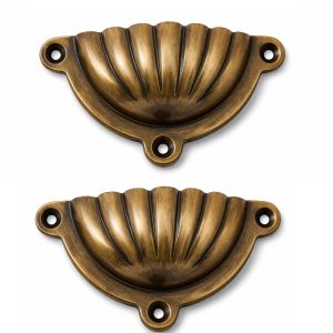 HANDTECHINDIA Antique Brass Drawer Pull Handles Set with Brass Screws Vintage Cabinet Handles Decorative Dresser Pulls for Furniture, Cupboard, Wardrobe, Desk & Chest Drawers (Type-6 Pack of 2)